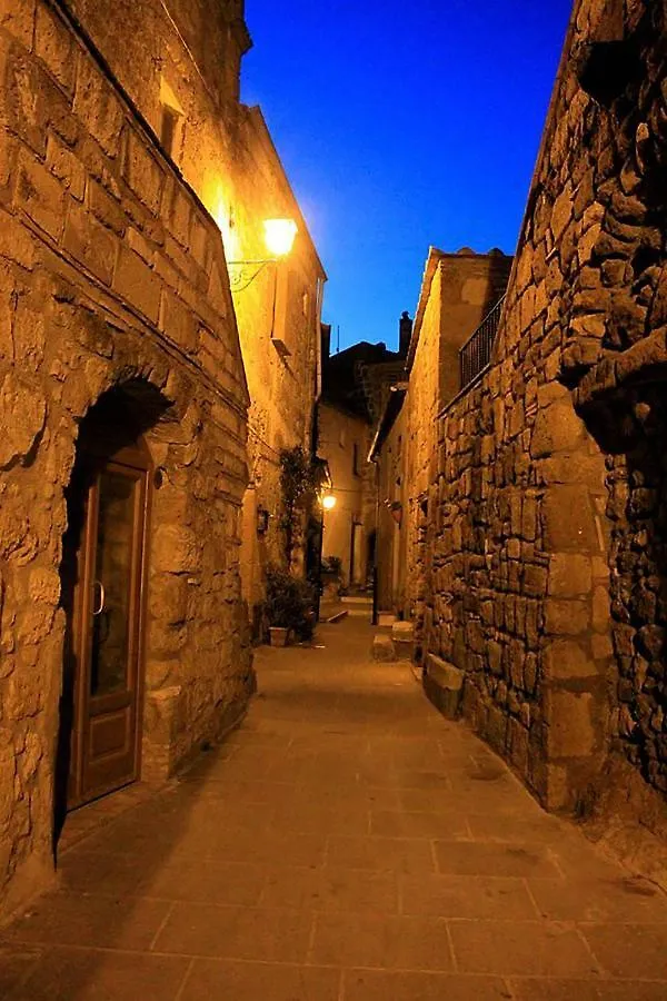La Loggia Del Capitano - Rione Capisotto Apartment Pitigliano Italy
